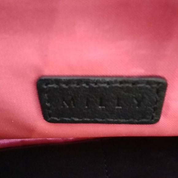 Milly Crossbody - Picture 4 of 8